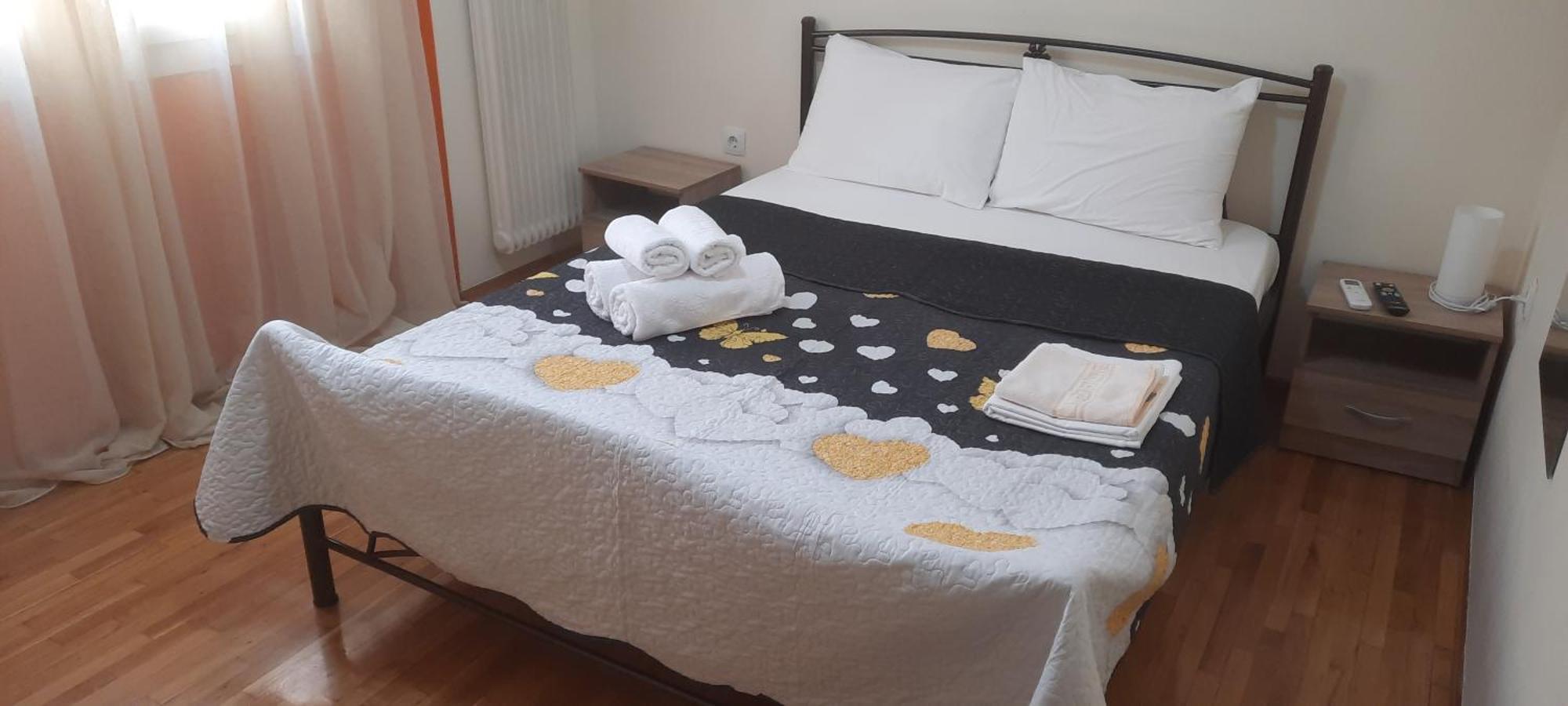Livia'S Room To Ampelokipi Metro Airport Line Athen Exterior foto